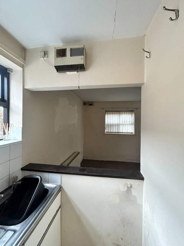 6 Franchise Street Before