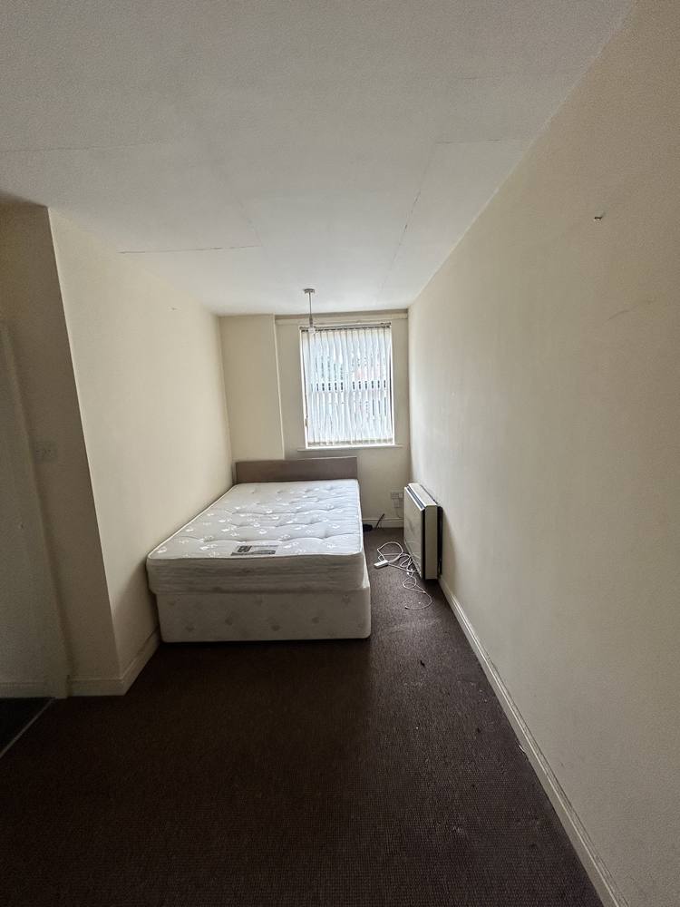 Franchise Court Flats · Before
