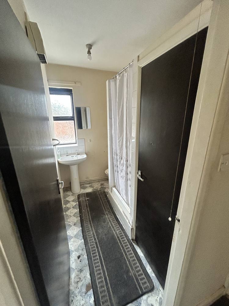 Franchise Court Flats · Before