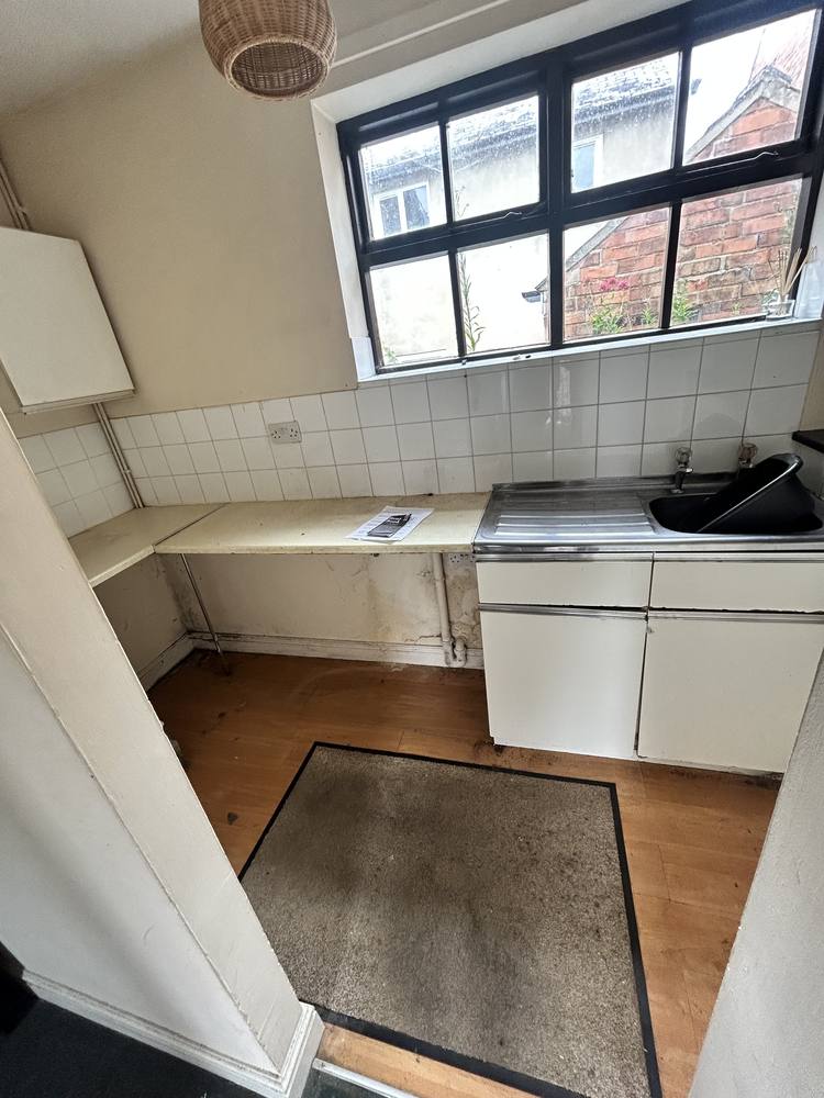Franchise Court Flats · Before