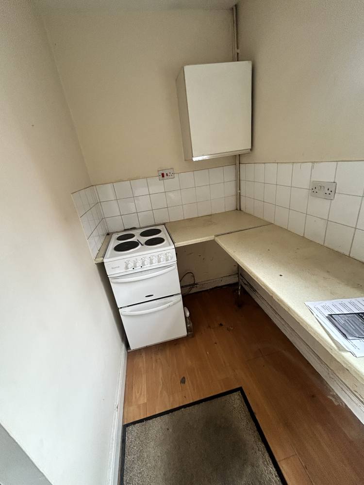Franchise Court Flats · Before