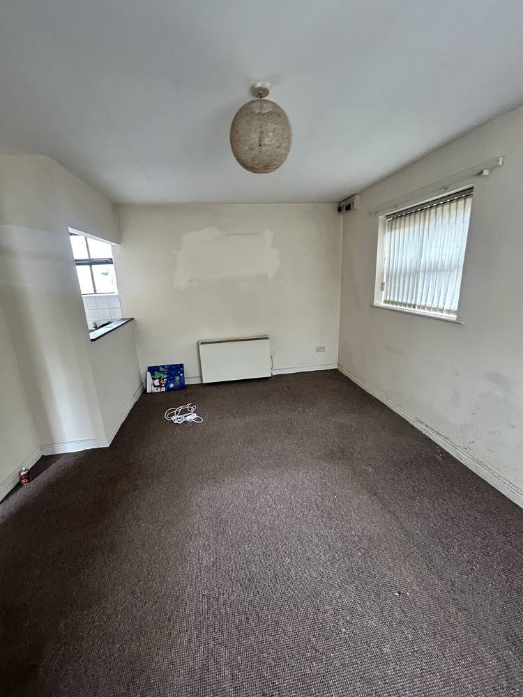 Franchise Court Flats · Before