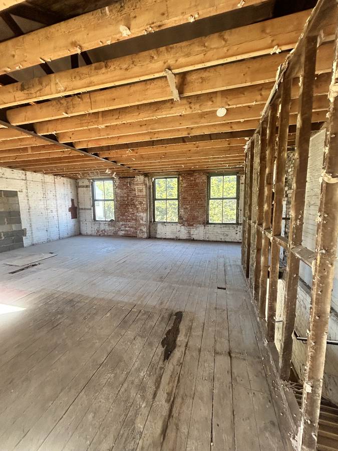 Franchise Court Flats · During Build