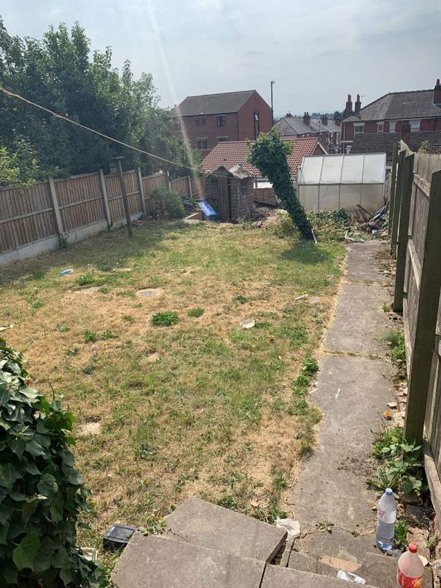 52 Vicarage Avenue Before
