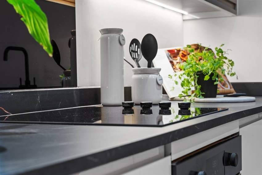 52 Vicarage Avenue Completed