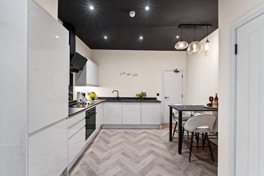 52 Vicarage Avenue Completed