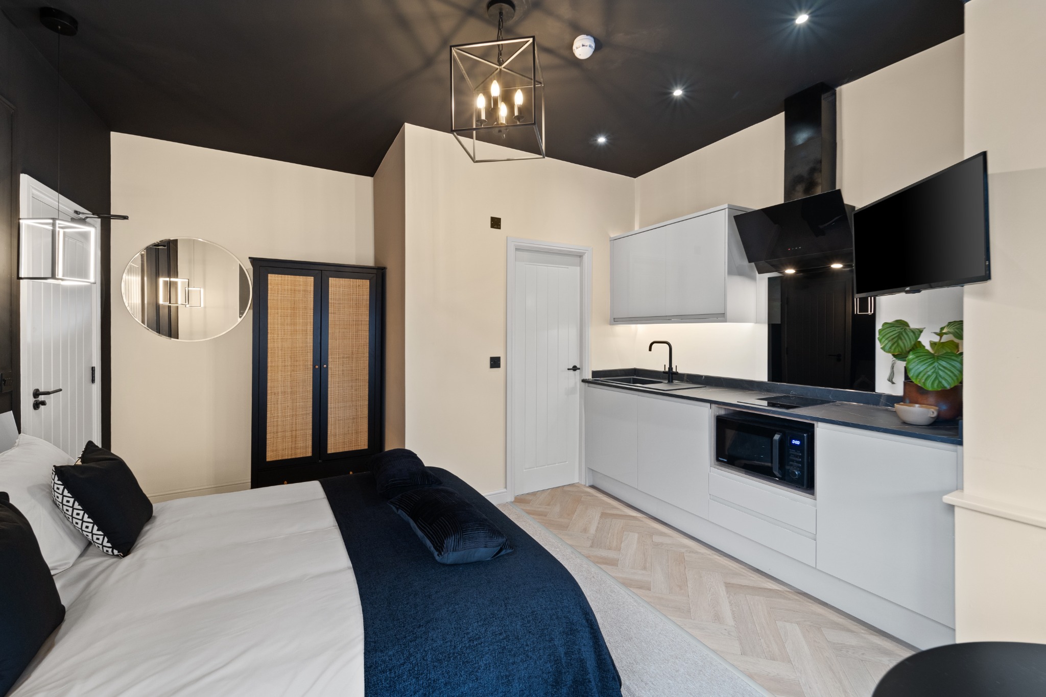 52 Vicarage Avenue Completed