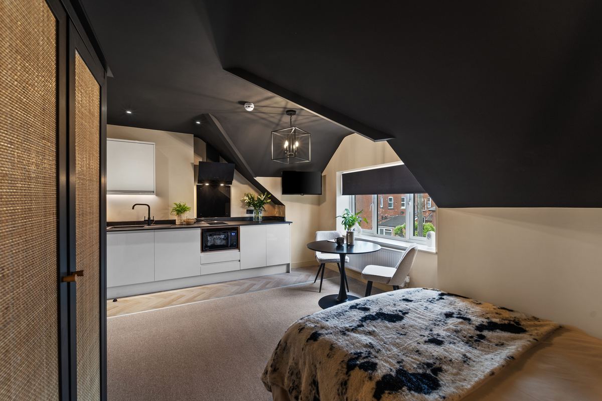 52 Vicarage Avenue · Completed